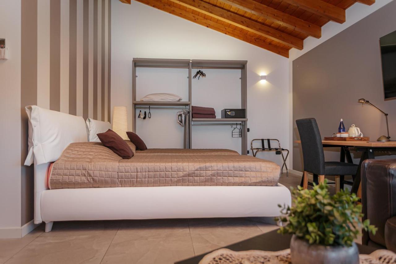 Bed and Breakfast Casa Ananda Ferno Экстерьер фото