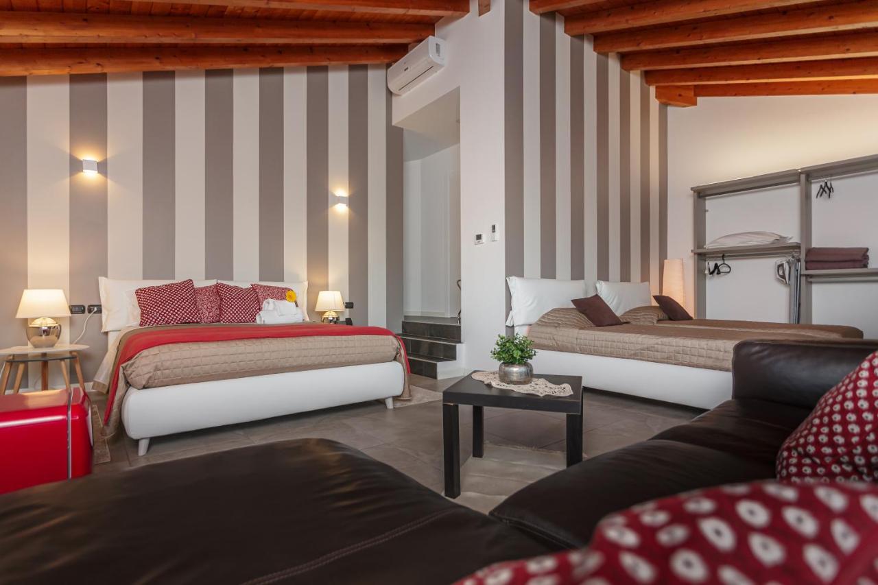 Bed and Breakfast Casa Ananda Ferno Экстерьер фото
